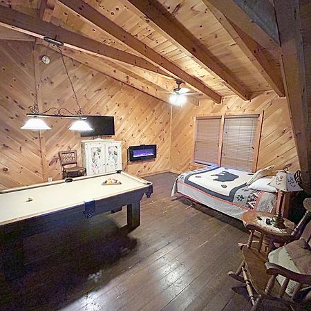 Wild Turkey "The Perfect Getaway" Pigeon Forge Exterior foto